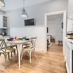 Nautica - Acco Rent * Sopot