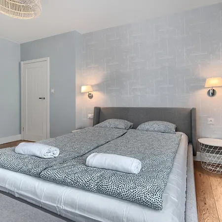 Nautica - Acco Rent アパート